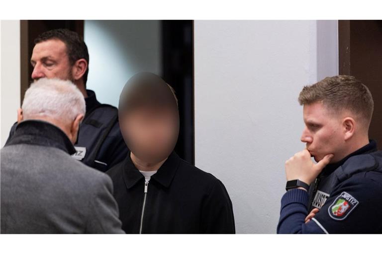 Im Kölner Prozess um ein mutmaßliches Autorennen mit zwei Toten wurden die Urteile gesprochen. (Archivbild)