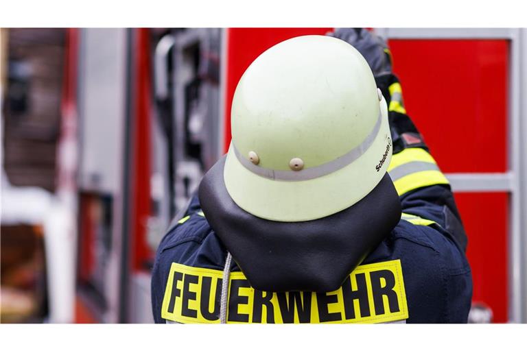 Im Kreis Karlsruhe hat ein Wohnhaus gebrannt (Symbolbild).
