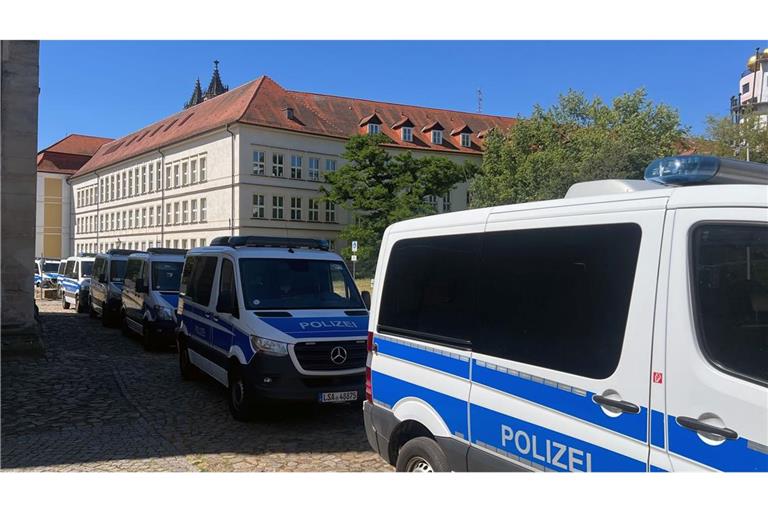 Im Landtag wurden Geschäfts- und Fraktionsräume durchsucht.