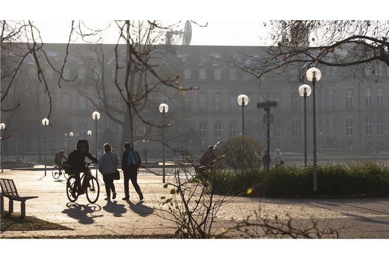 Im Laufe des Donnerstags zeigt sich laut dem DWD die Sonne. (Archivbild)