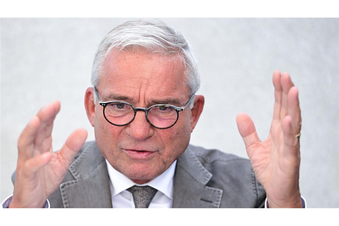Im für Digitalisierung zuständigen Innenministerium stehen 568 Faxgeräte Im Ministerium von Innenminister Thomas Strobl gibt es besonders viele Faxgeräte.