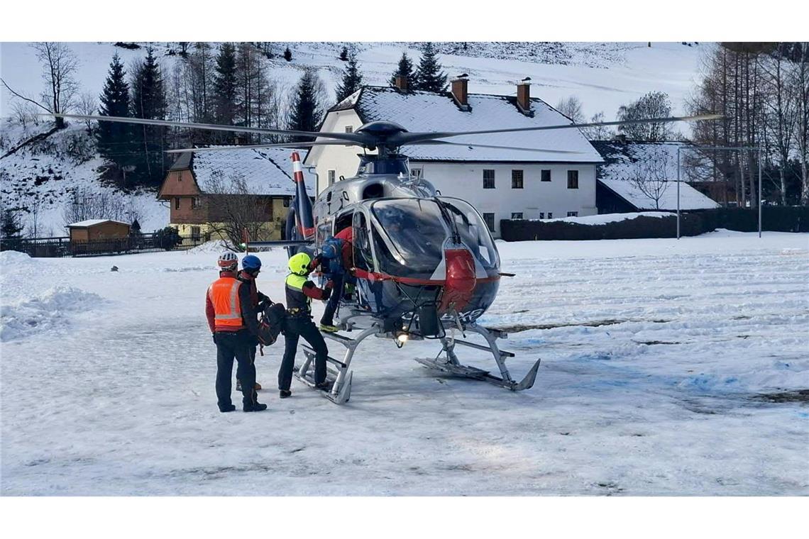 Im Murtal in der Steiermark starben drei Menschen unter einer Lawine. Ihre Leichen sollten heute geborgen werden.