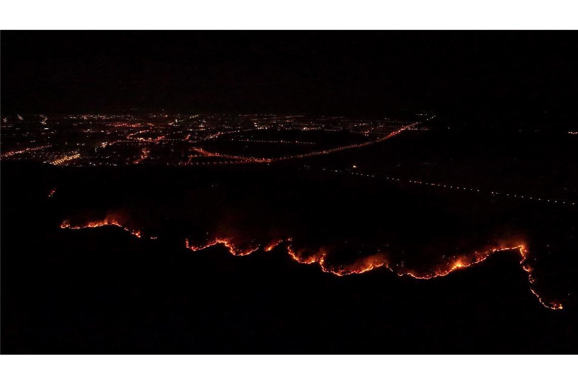 Brände in Ostasien - mindestens 24 Tote in Südkorea Im Osten Chinas und Norden rückten Feuerwehren unter der anhaltenden Trockenheit zu zahlreichen Waldbränden aus.