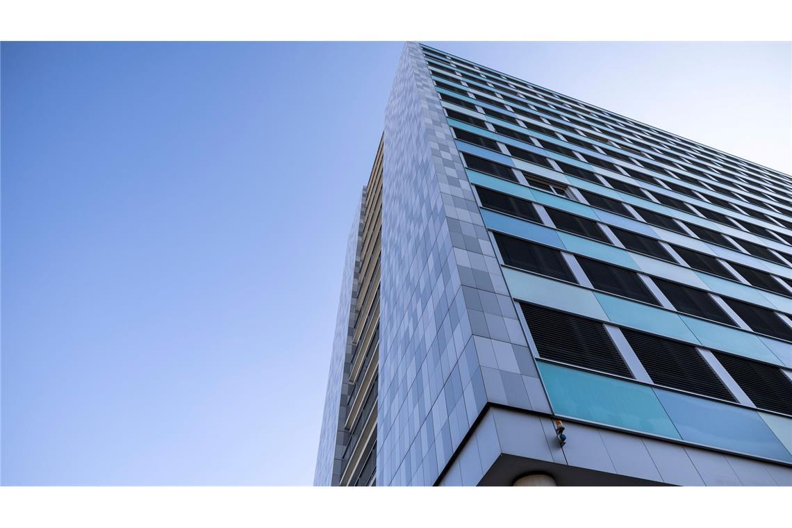 Messerattacke in Bundesamt – eine Schwerverletzte