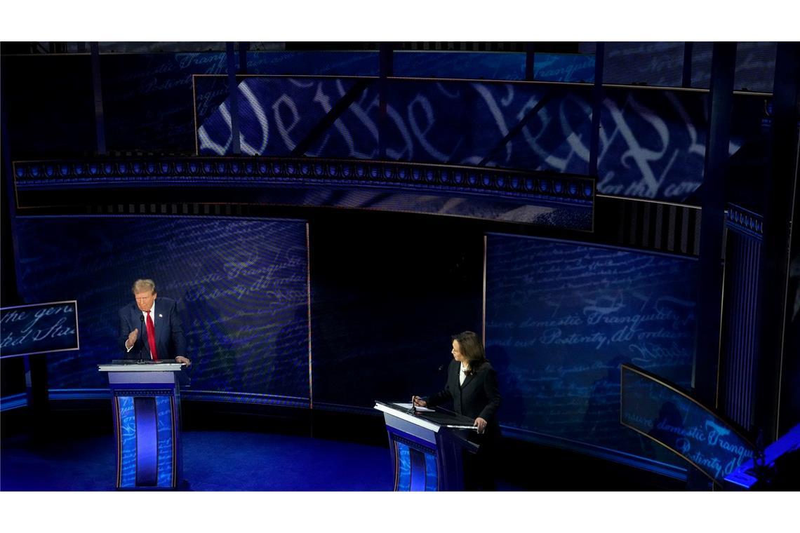 Zehn Zitate: Was die internationale Politik 2024 bewegte Im TV-Duell mit seiner demokratischen Rivalin Kamala Harris verbreitet Donald Trump Lügen. (Archivbild)
