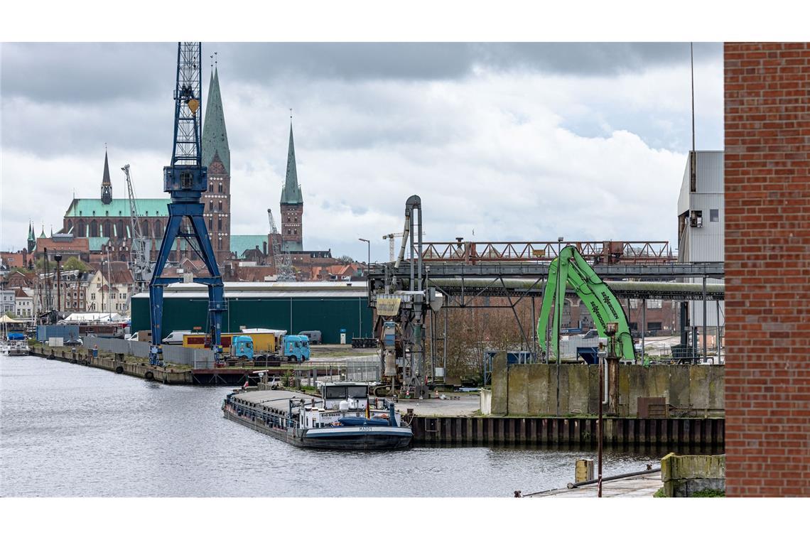 Im Zentrum der Ermittlungen steht eine Handelsfirma aus Lübeck. (Archivbild)