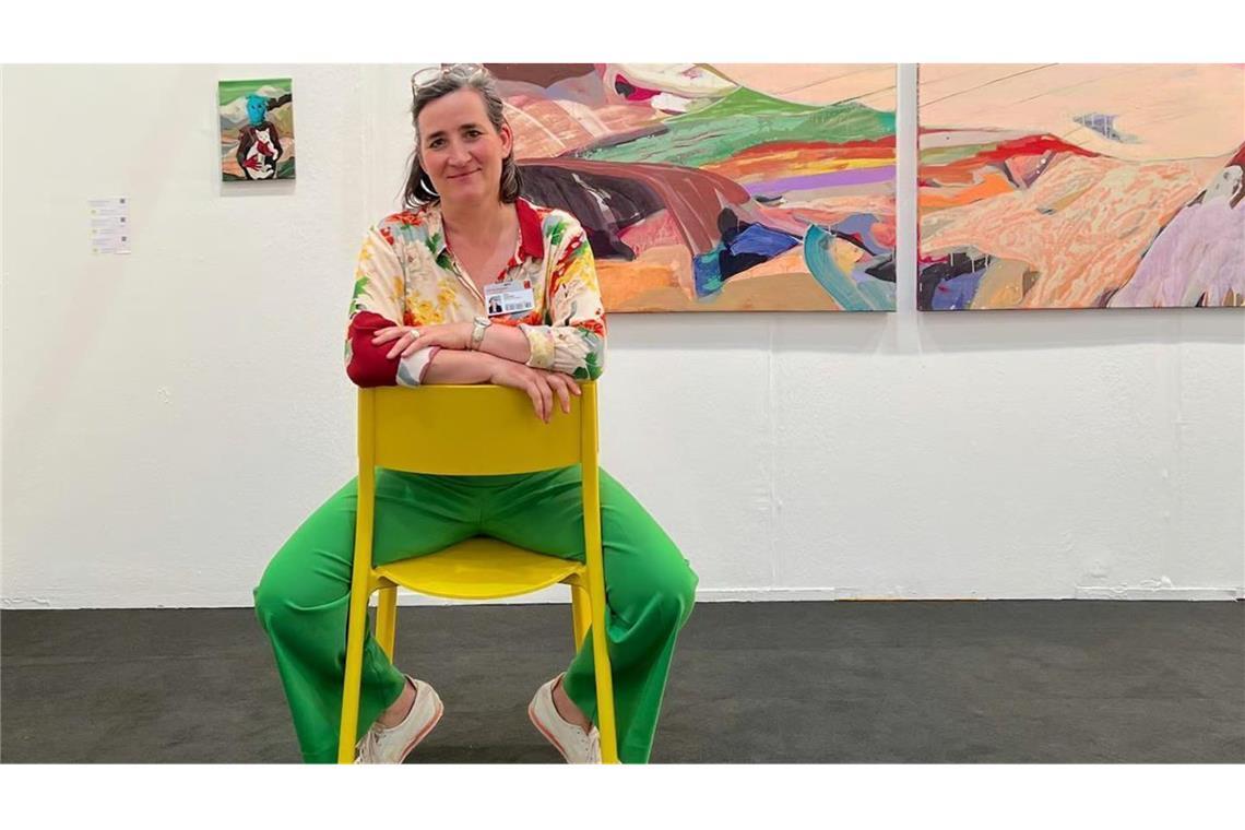 „Wir“ – die Klasse Katrin Ströbel stellt sich dem Kunstmarkt Imke Valentien zeigt junge Kunst