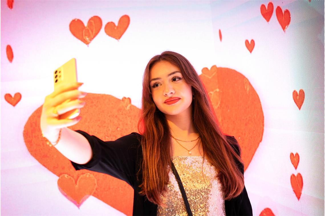 Immer sich selbst im Sucher: In Stuttgart gibt es jetzt ein Selfie-Museum.