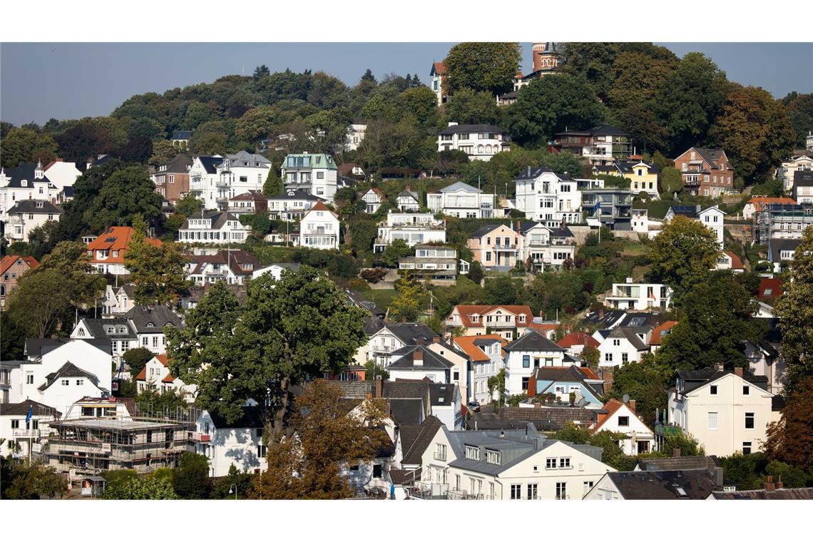 Bundesbank: Inflation trifft ärmere Haushalte stärker Immobilienbesitz ist vor allem bei den vermögenden Haushalten in Deutschland vorhanden.