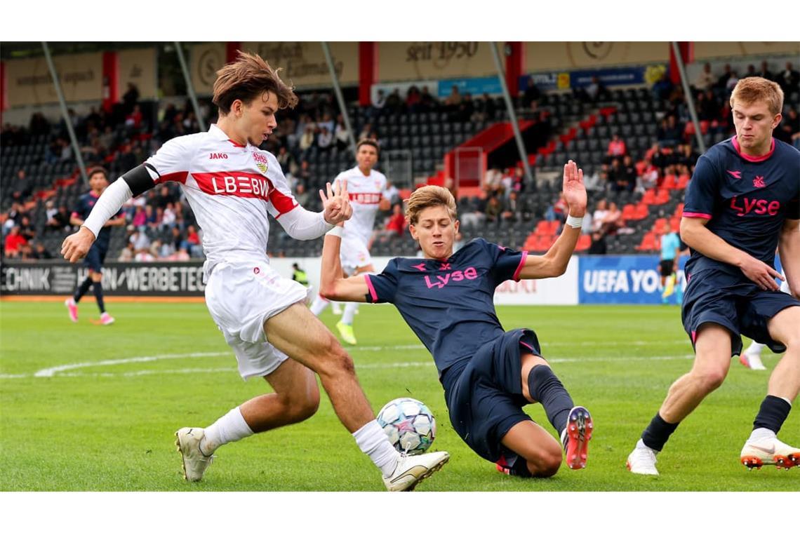Impressionen vom Spiel der VfB-U19 gegen Viking