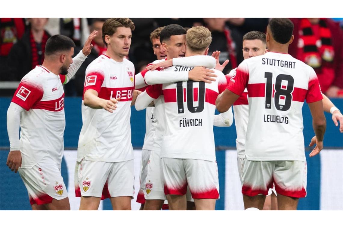 Impressionen vom VfB-Spiel bei Bayer Leverkusen