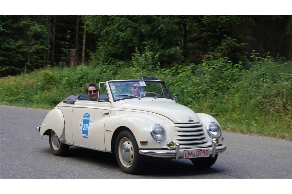 Rund 150 Oldtimer cruisen durch Baden-Württemberg Impressionen von der „Bosch Boxberg Klassik“ am Samstag