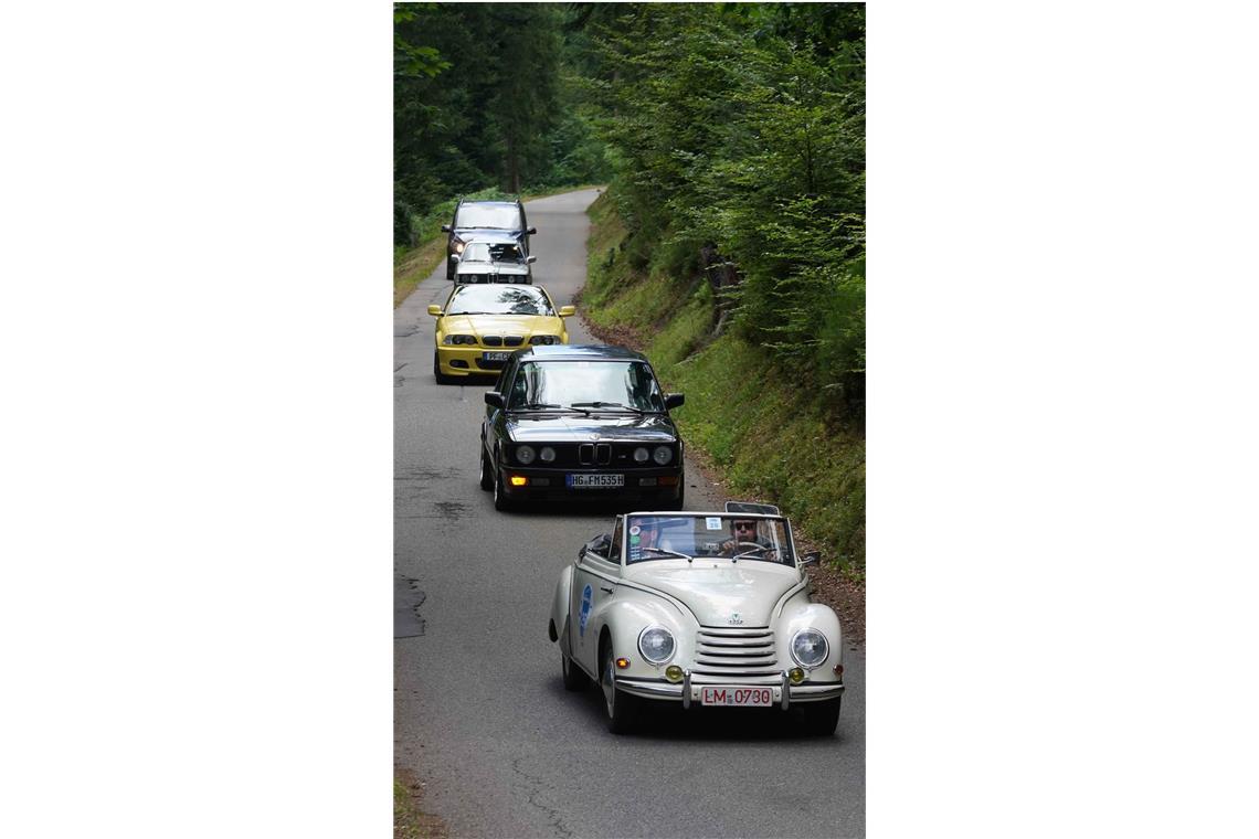 Rund 150 Oldtimer cruisen durch Baden-Württemberg Impressionen von der „Bosch Boxberg Klassik“ am Samstag