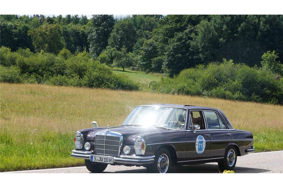 Rund 150 Oldtimer cruisen durch Baden-Württemberg Impressionen von der „Bosch Boxberg Klassik“ am Samstag