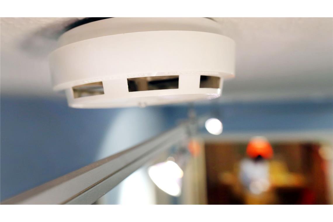 In allen Bundesländern gilt eine Rauchmelderpflicht für Häuser und Wohnungen. (Symbolbild)