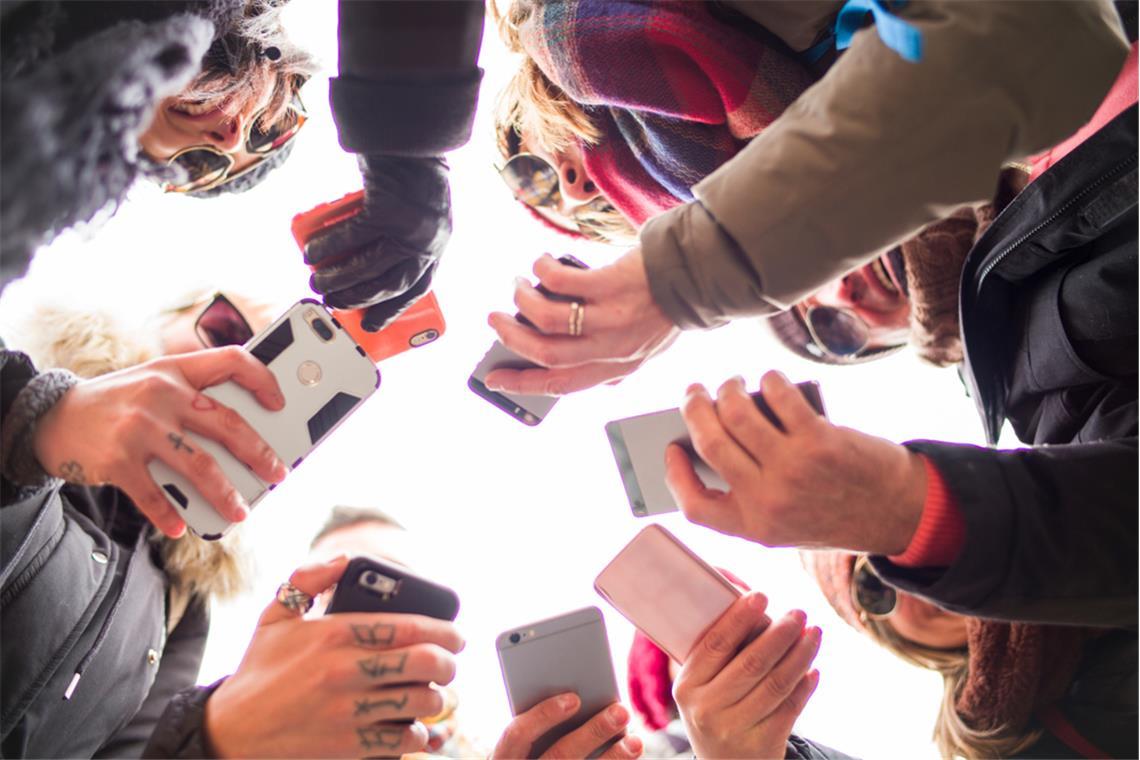 Wie soll das Verbot umgesetzt werden? In Australien gibt es bald eine Altersbeschränkung für Social Media.