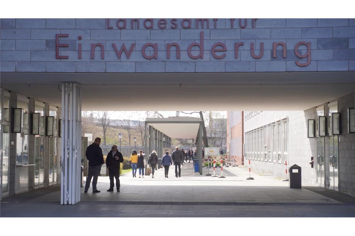 In Berlin wurden laut Mediendienst Integration im vergangenen Jahr rund 36.100 Anträge auf Einbürgerung gestellt. (Symbolbild)