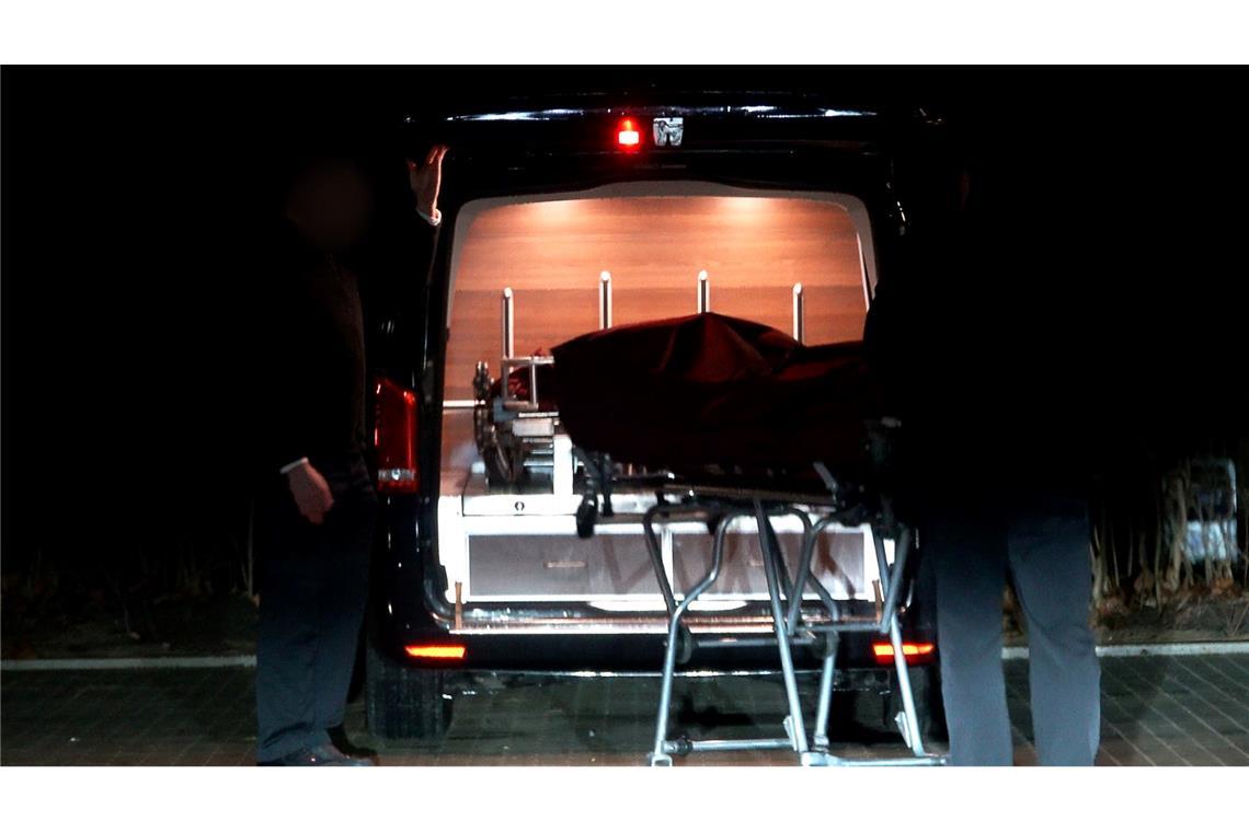 Silvester-Bilanz: Fröhliche Partys, aber Tote und Verletzte