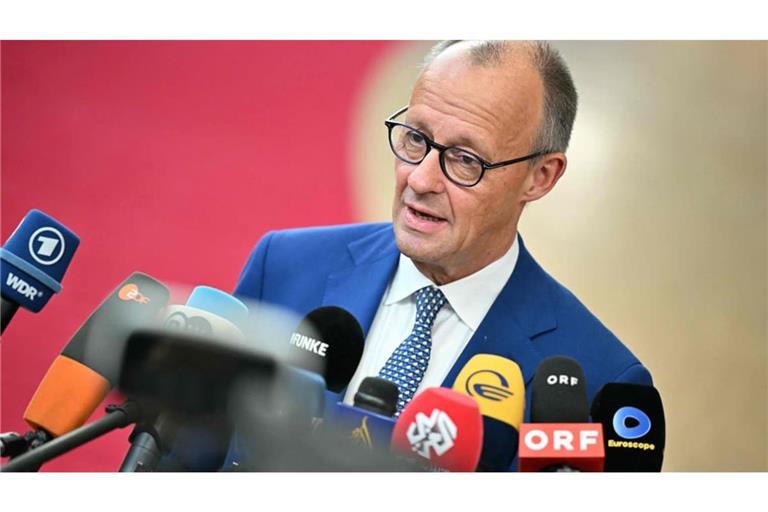 In Brüssel will Merz für einen kleineren EU-Haushalt kämpfen. Der Vorschlag aus Irland geht dem Bundeskanzler nicht weit genug. „Das kann sich kein Mitgliedsland leisten“, so Merz.