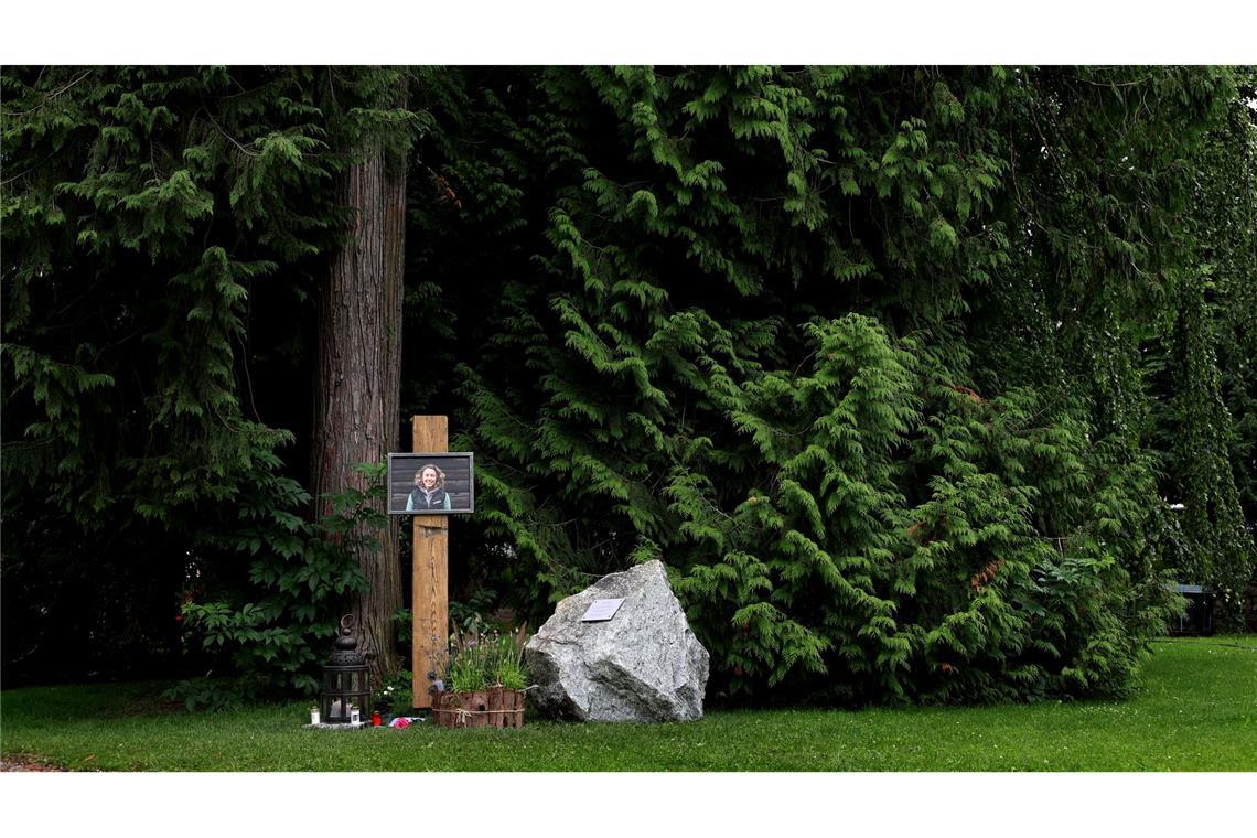 In Dahlmeiers Heimatort Garmisch-Partenkirchen gibt es eine kleine Gedenkstätte im Kurpark. (Archivbild)