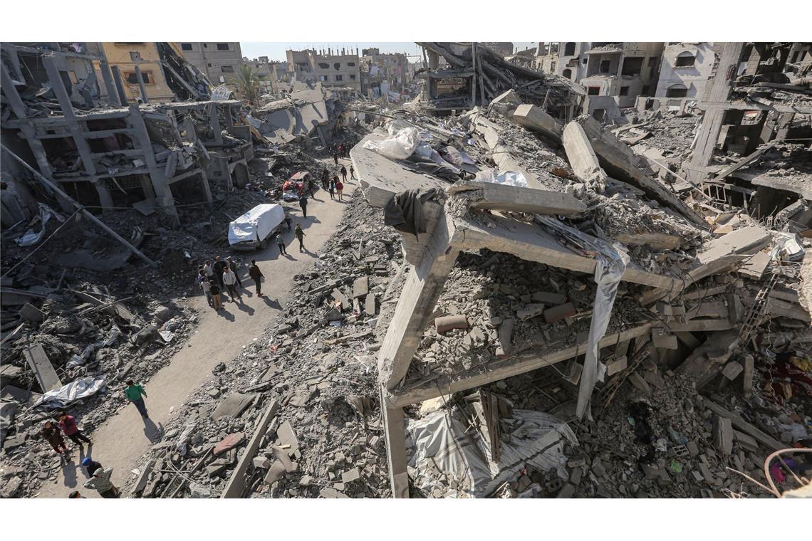 UN: Halbe Million Menschen im Gazastreifen vertrieben In dem weitgehend zerstörten Küstenstreifen fehlt es an Lebensmitteln, Wasser und Medikamenten.