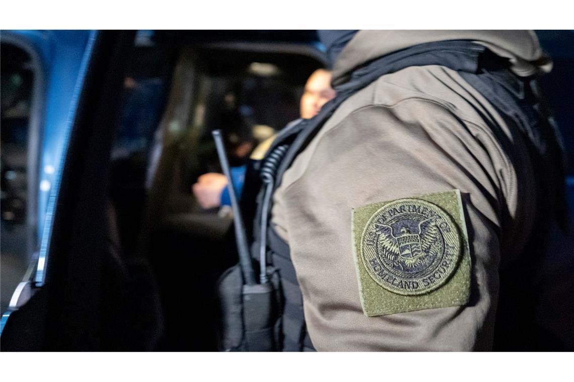 In den USA wird heftig über einen ICE-Einsatz in einem Kindergarten diskutiert.