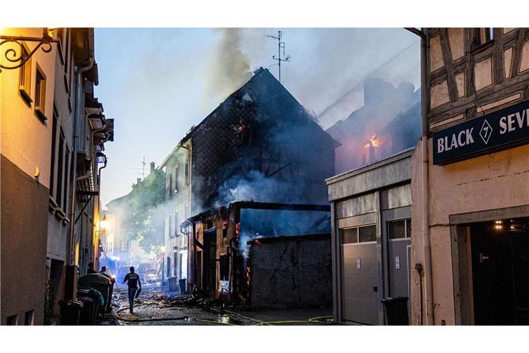 In der Altstadt waren mehrere Gebäude in Brand geraten.