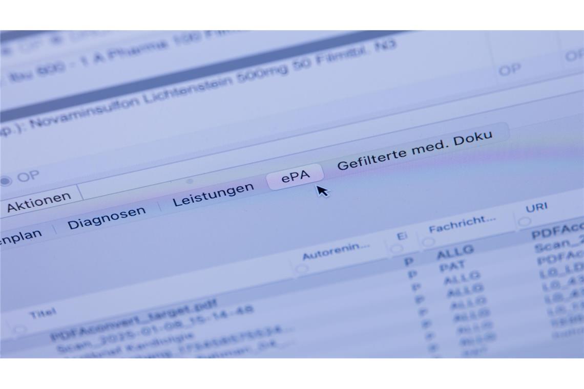 Was bringt das digitale "Zeitalter" für Patienten? In der E-Akte sollen wichtige Daten gebündelt parat sein. (Archivbild)