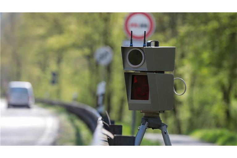 In der Speedweek werden in Baden-Württemberg verstärkt mobile Blitzer aufgestellt. (Symbolfoto)