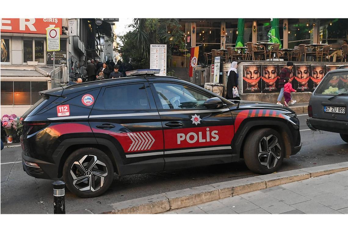Razzia gegen PKK - Oppositionelle unter Festgenommenen In der Türkei wurden bei Razzien viele Menschen festgenommen. (Symbolbild)