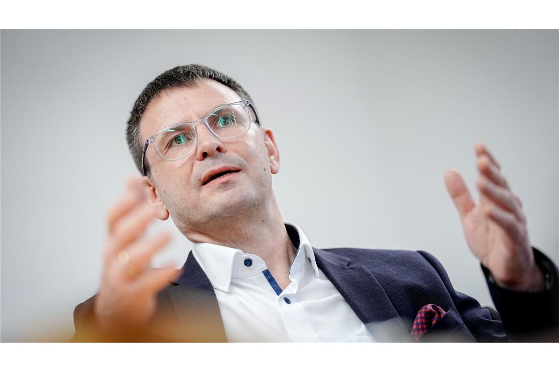 In der Ukraine sei "Loitering Munition" für etwa 70 Prozent aller Abschüsse verantwortlich, sagt TDW-Geschaftsführer Andreas Seitz.