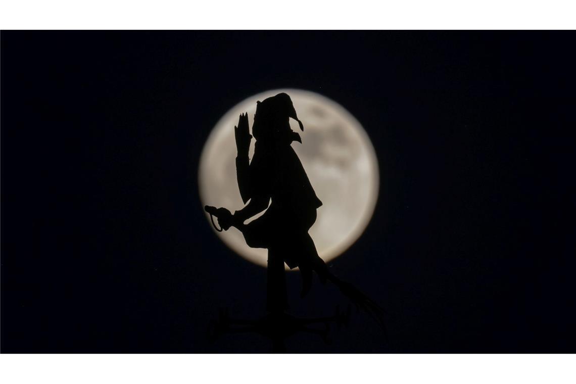 In Deutschland ist der Glaube an Hexerei nicht so stark ausgeprägt. (Archivbild)