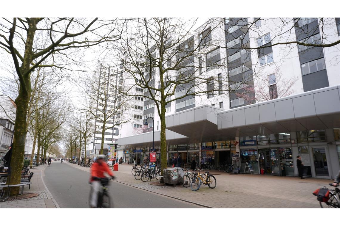 In diese Einkaufspassage war der Wolf gelaufen.