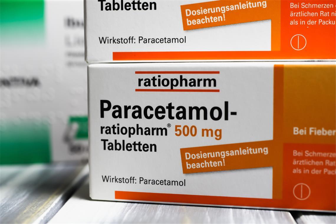 Wie schnell und wie lange wirkt Paracetamol? In diesem Artikel erfahren Sie, wie schnell Paracetamol wirkt, was dies beeinflusst und wie lange die Wirkung anhält.