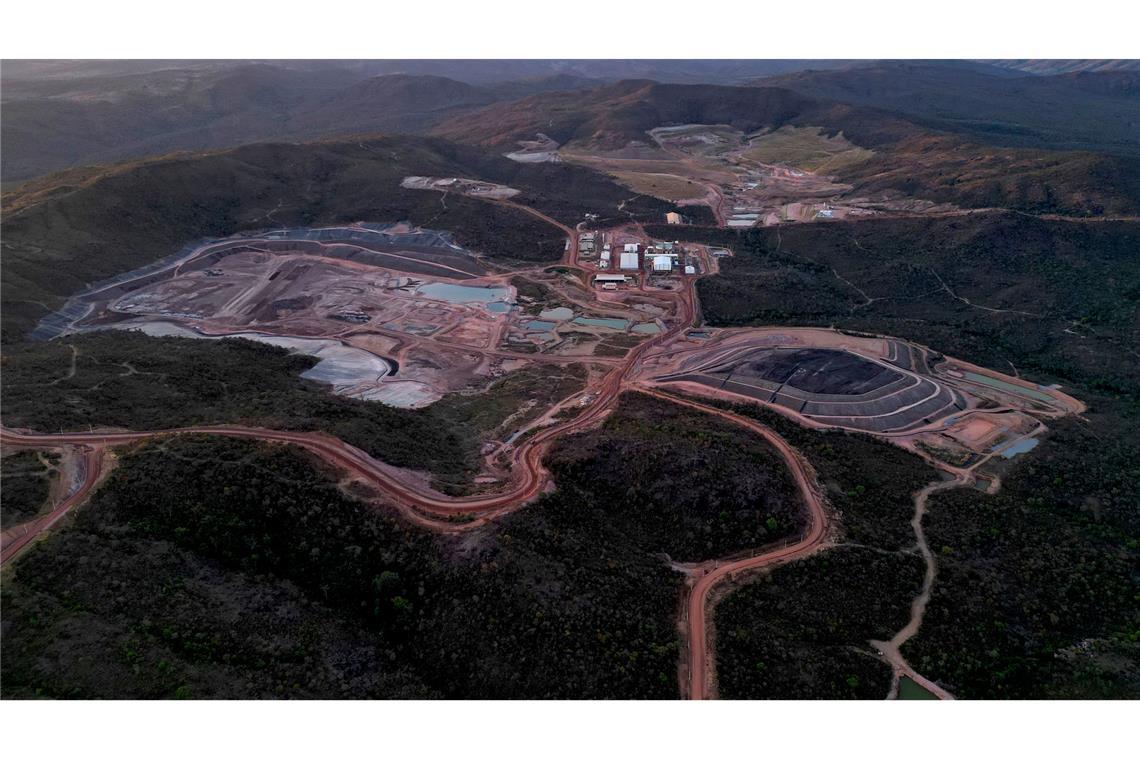 Industrie muss mehr für seltene Erden zahlen In dieser Mine in Brasilien werden seltene Erden gefördert. Weltweit liegt ein Großteil der Produktion allerdings in chinesischer Hand. (Archiv)