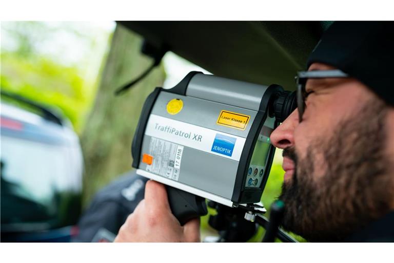 In dieser Woche nimmt die Polizei verstärkt Autofahrer ins Visier, die zu schnell unterwegs sind (Symbolbild).