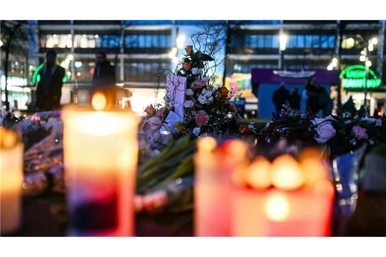 In einem Gottesdienst wurde den Opfern der Amokfahrt in Mannheim gedacht.