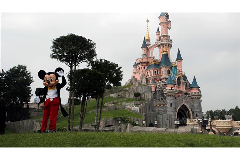 In einem rätselhaften Fall um eine wohl vorgetäuschte Kinderhochzeit im Disneyland Paris ermittelt die französische Justiz. (Archivbild)