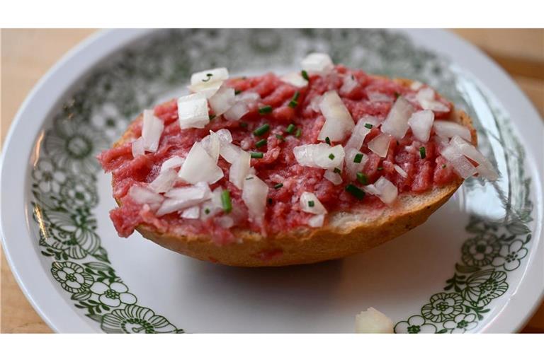 In einer Probe einer bei Penny vertriebenen Wurst wurden Salmonellen gefunden. (Symbolbild)