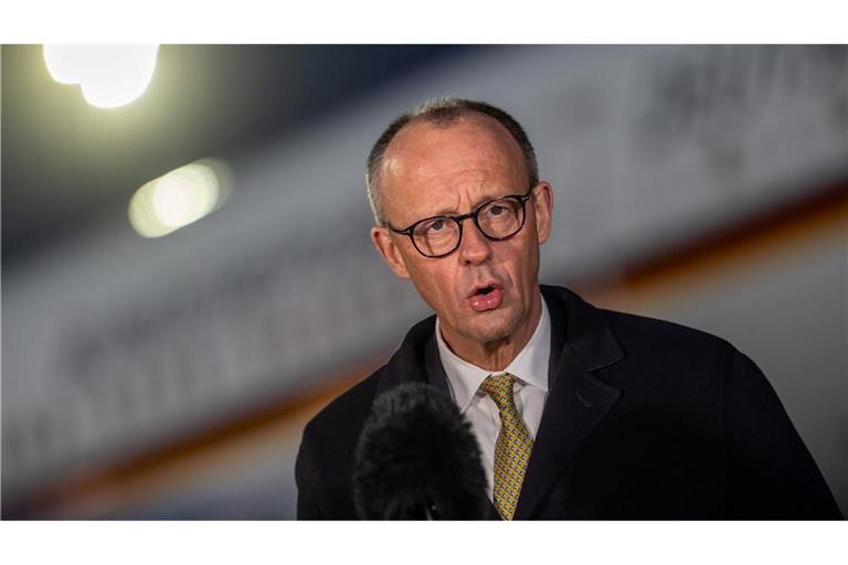 In einer Stellungnahme kurz vor seinem Abflug gab er eine chinesische Weisheit als Motto seiner Reise aus.