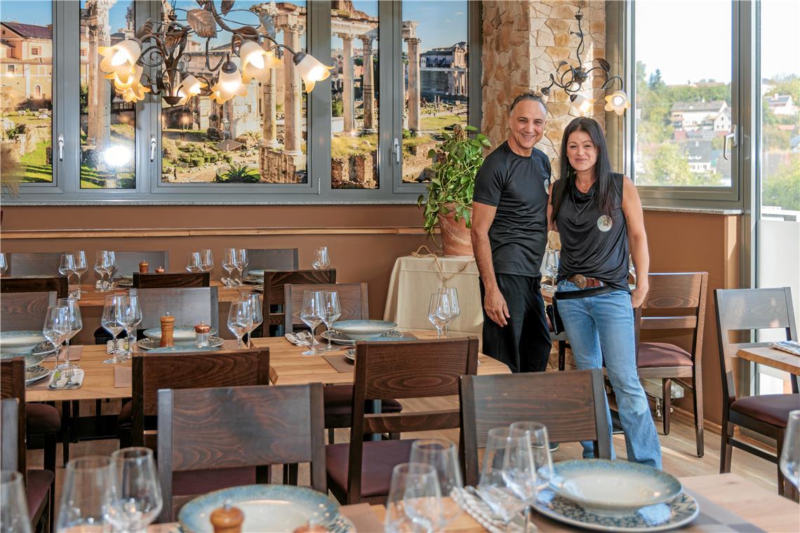 In ihrer Osteria am Römerbad bieten Luigi Marchese und seine Frau Daniela italienische Speisen in rustikalem Ambiente an. Foto: Stefan Bossow