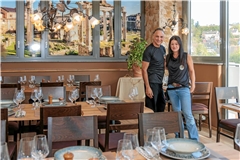 In ihrer Osteria am Römerbad bieten Luigi Marchese und seine Frau Daniela italienische Speisen in rustikalem Ambiente an. Foto: Stefan Bossow