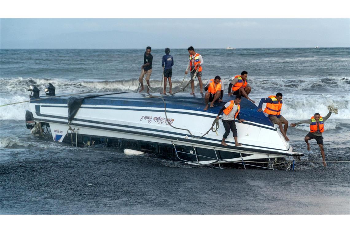 Zwei Touristen sterben bei Bootsunglück vor Bali In Indonesien kommt es häufig zu tödlichen Bootsunglücken.