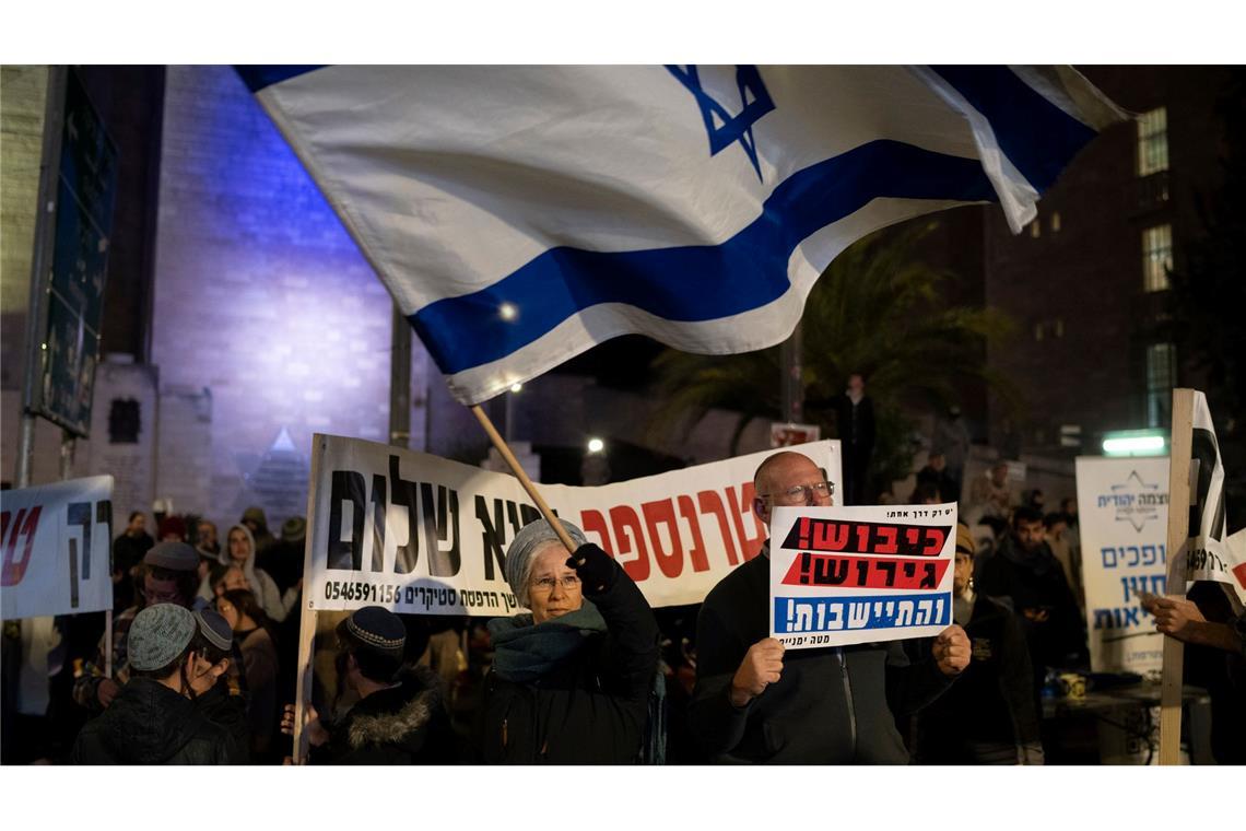 Vermittler ringen um Fortsetzung der Waffenruhe in Gaza in Israel gibt es Rufe nach einer Fortsetzung des Krieges.