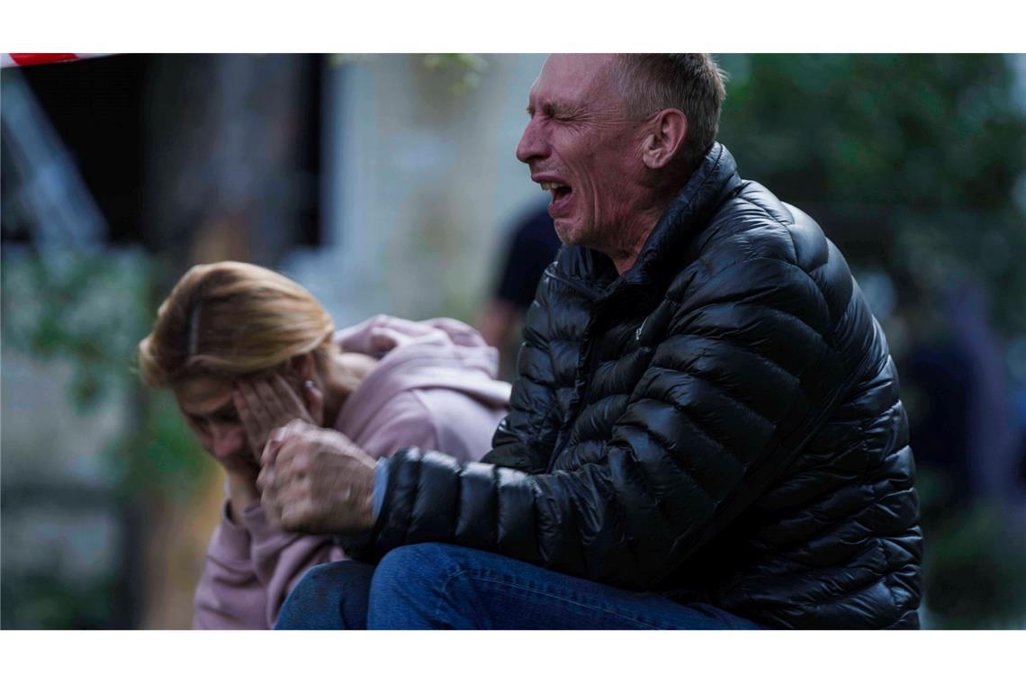Russischer Angriff auf Kiew tötet mindestens 14 Menschen In Kiew wurden mindestens 14 Menschen durch den russischen Angriff getötet.