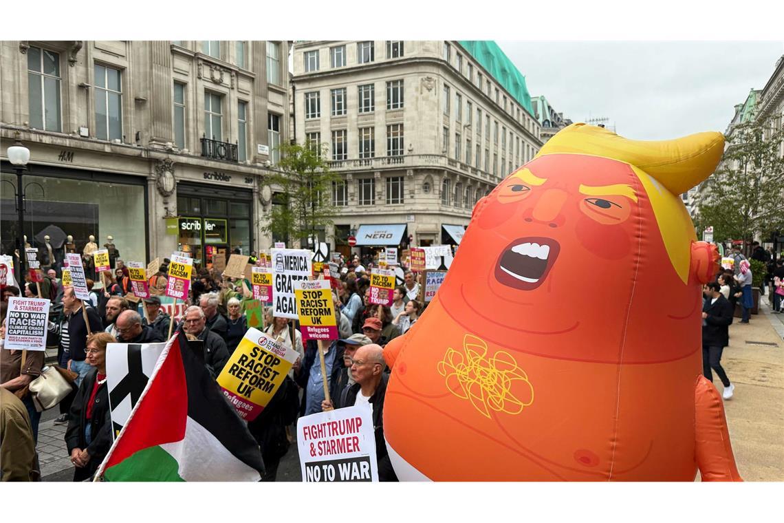 In London kamen Tausende zu einem Protest gegen den Staatsbesuch.