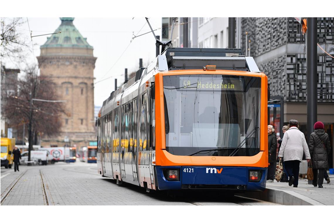 Zwei Straßenbahnunfälle an einem Tag In Mannheim ereigneten sich in wenigen Stunden zwei Straßenbahnunfälle. (Symbolbild)