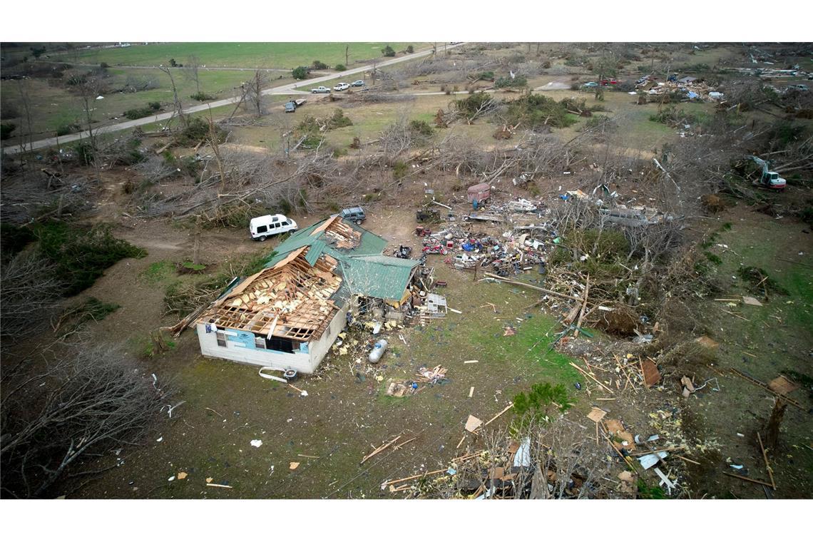 Tornados wüten in den USA - Mindestens 34 Tote In Missouri starben mindestens zwölf Menschen infolge der Unwetter.