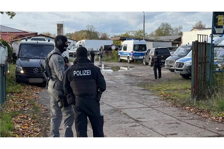 In Nauen wurde ein riesiges Drogenlabor ausgehoben.