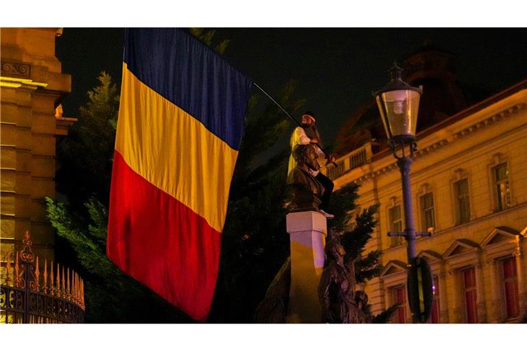 In Rumänien ist eine Autofahrerin mit zu hohem Tempo gestoppt worden. (Symboldbild)